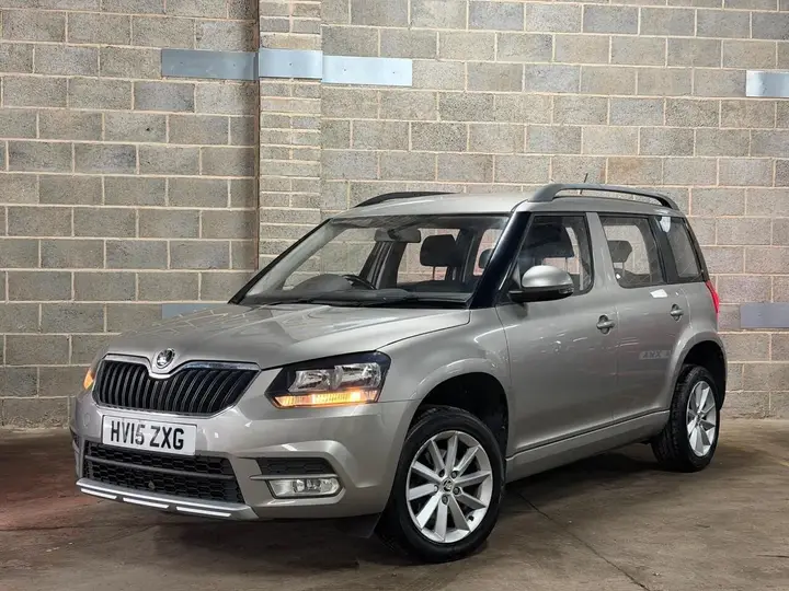 Skoda Yeti 2015 photo 2