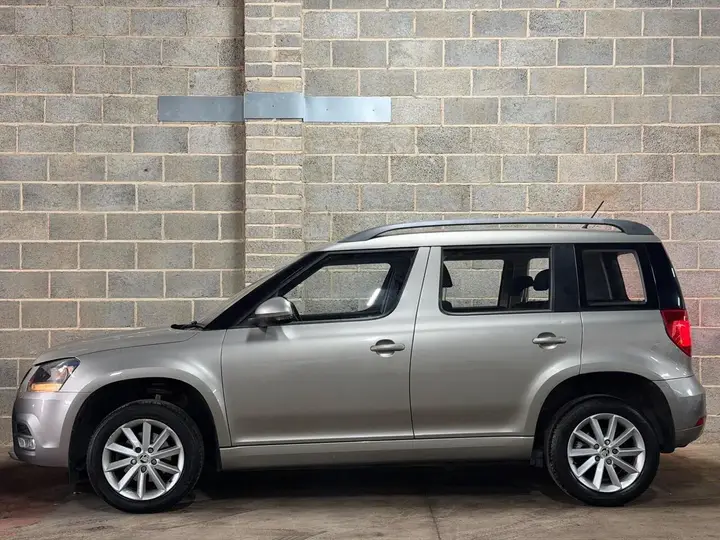 Skoda Yeti 2015 photo 3