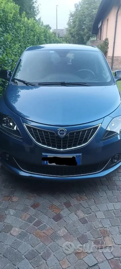 Lancia Ypsilon 2023 photo 2