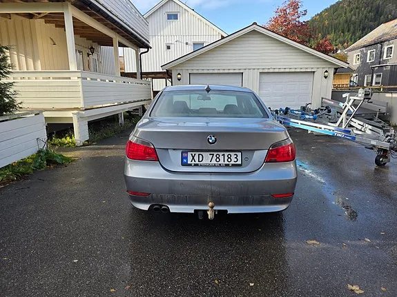 BMW 525D 2004 photo 3