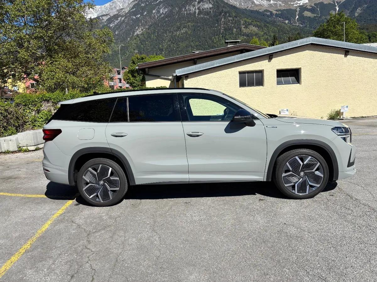 Skoda Kodiaq 2025 photo 2