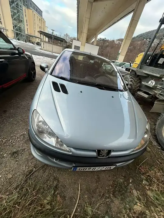 Peugeot 206 Cc 2002 photo 2
