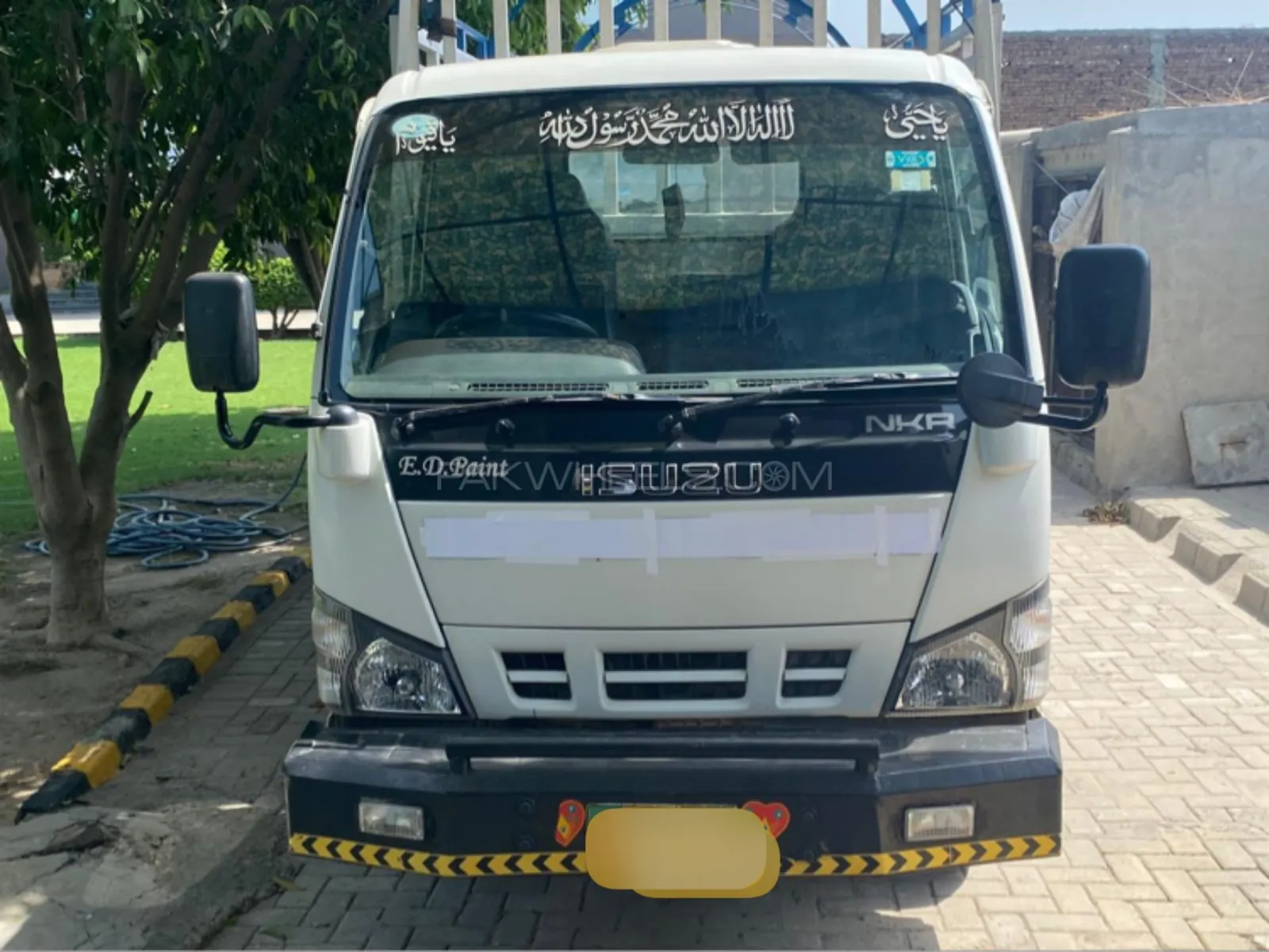 Isuzu Nkr