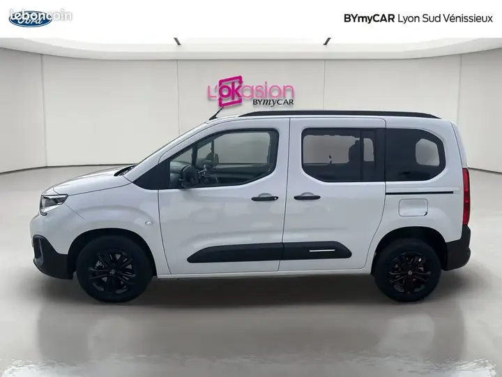 Citroen Berlingo 2024 photo 2