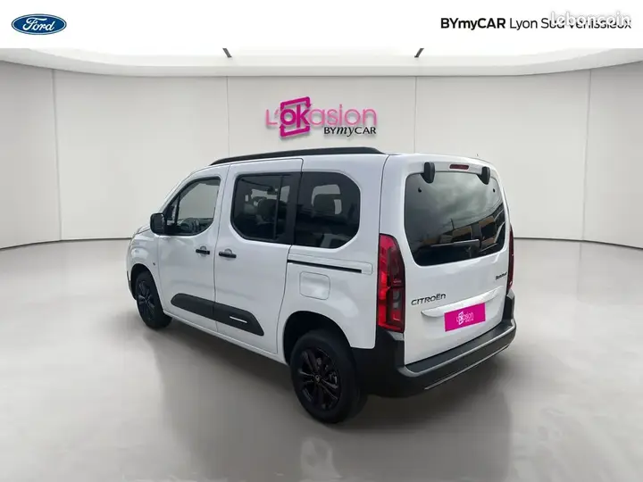 Citroen Berlingo 2024 photo 3