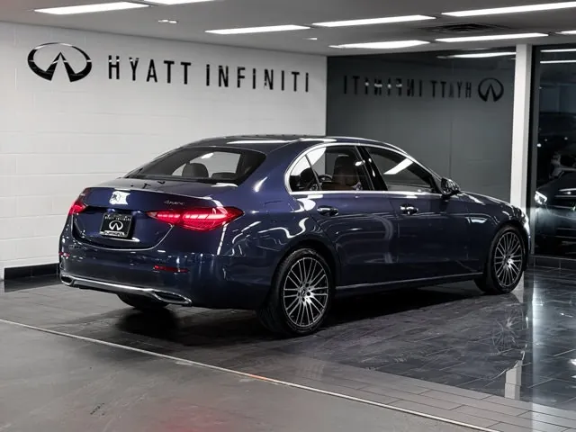 Mercedes-Benz C-Class 2025 photo 5
