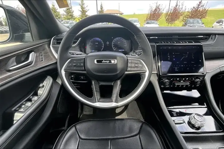 Jeep Grand Cherokee 2024 photo 5