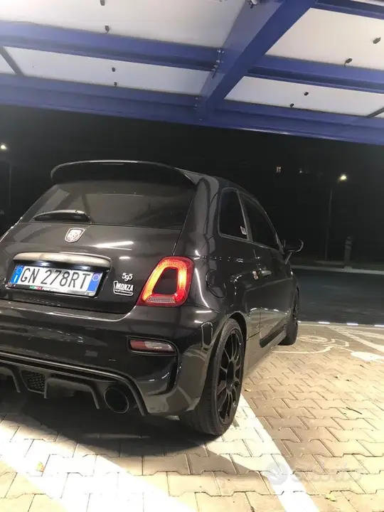 Abarth 595 2023 photo 2