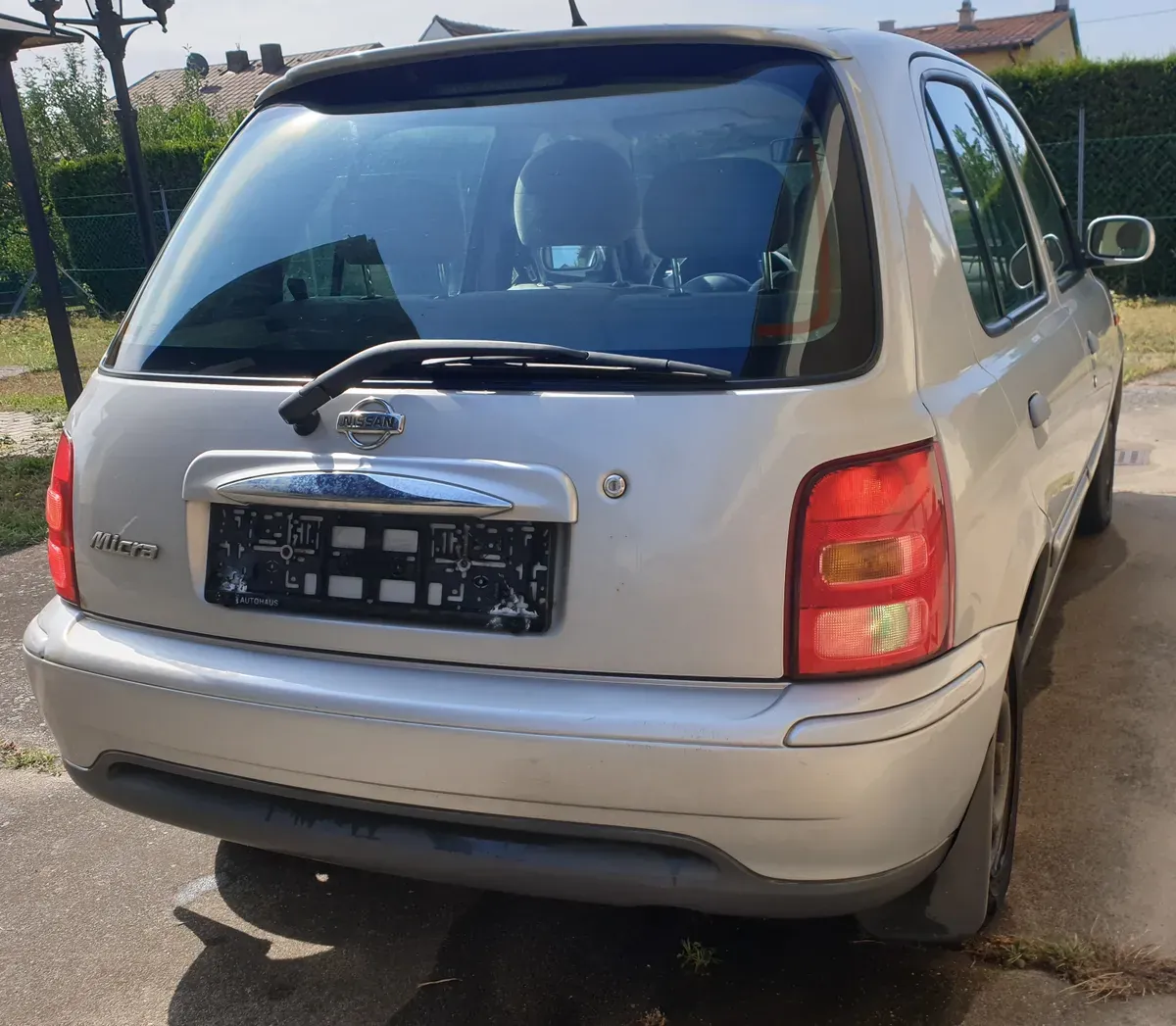 Nissan Micra 2000 photo 3