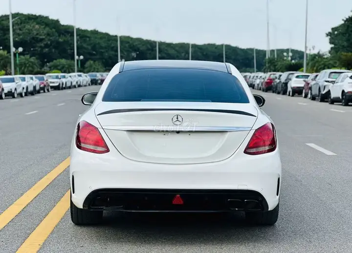 Mercedes-Benz C-Class 2017 photo 5