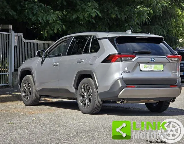 Toyota Rav4 2024 photo 3