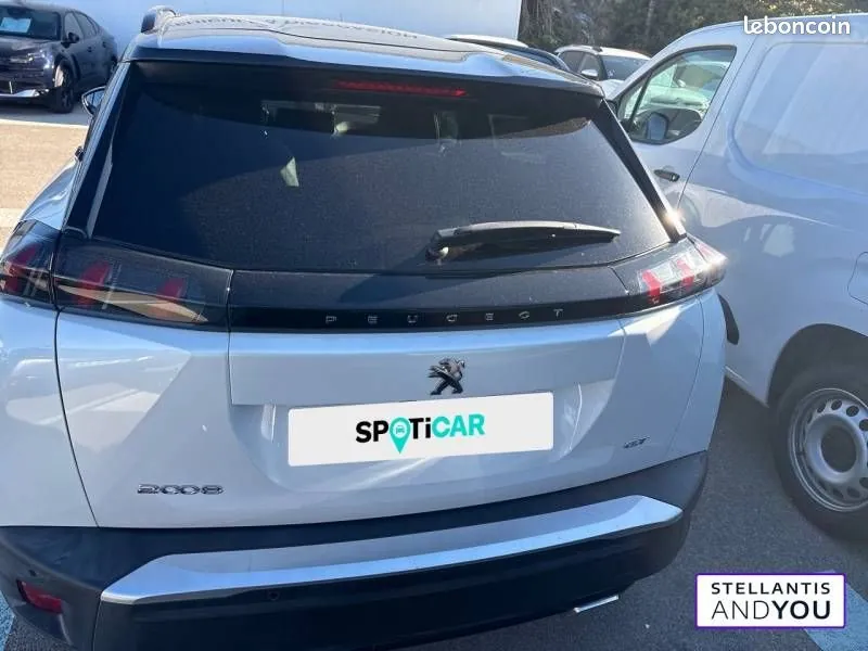 Peugeot 2008 2022 photo 4