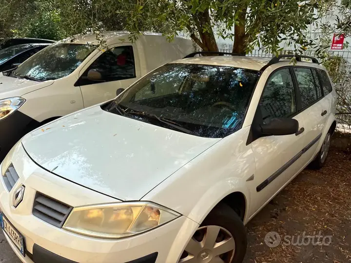 Renault Megane 2008 photo 2