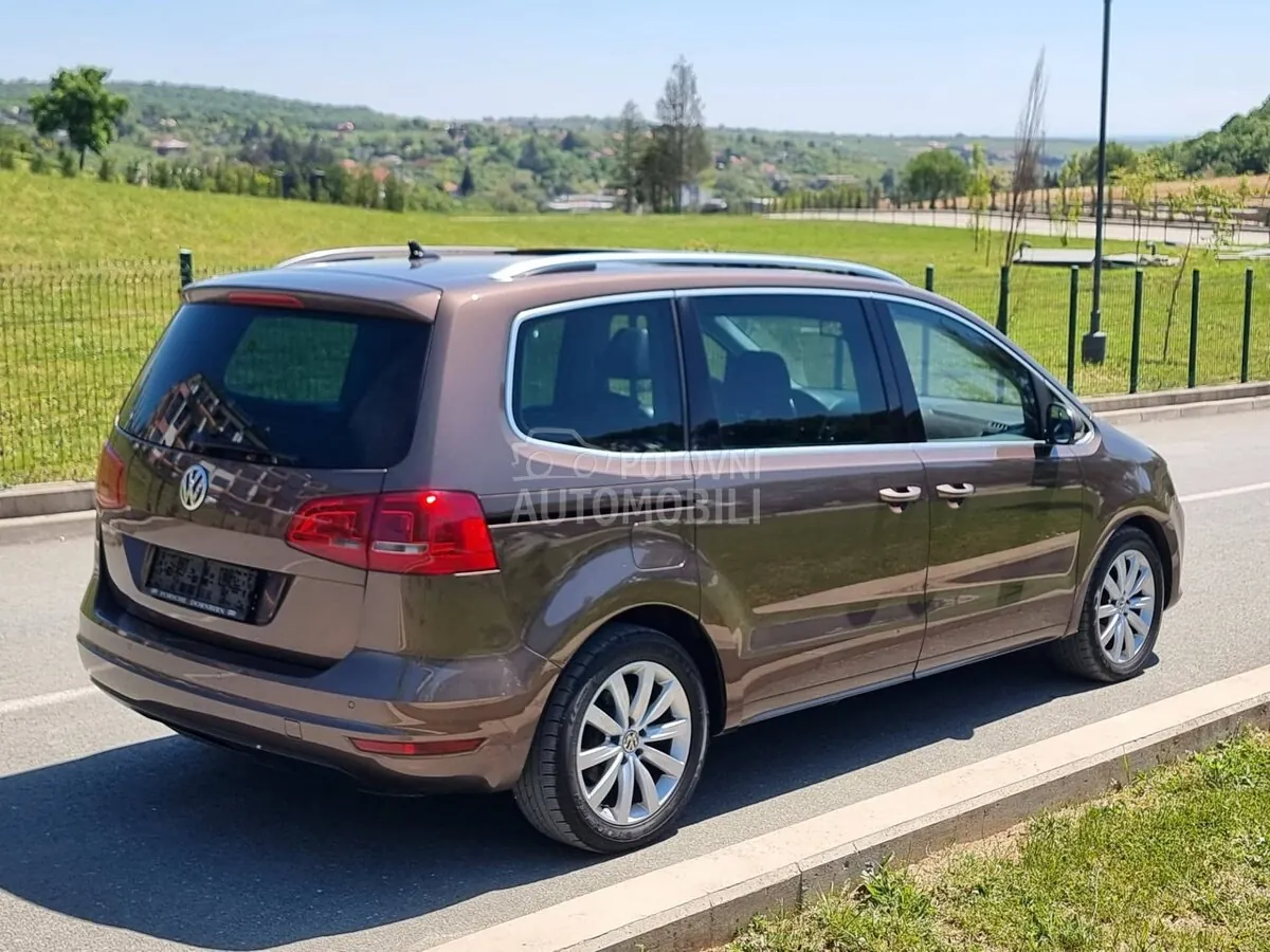 Volkswagen Sharan 2011 photo 5