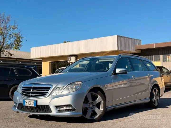 Mercedes-Benz E 300