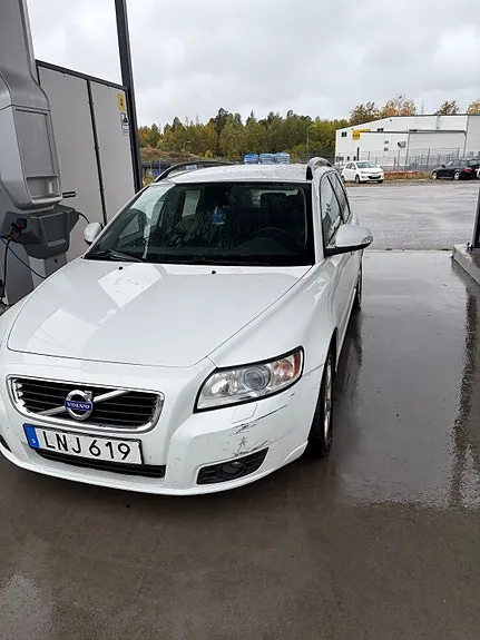 Volvo V50
