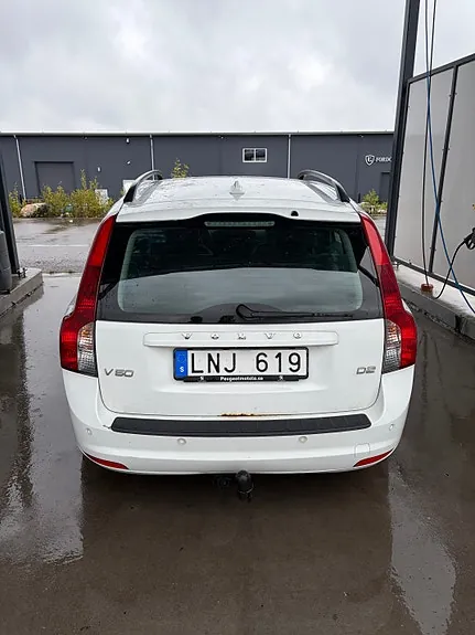 Volvo V50 2011 photo 5