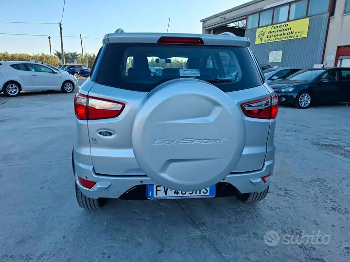 Ford Ecosport 2015 photo 4