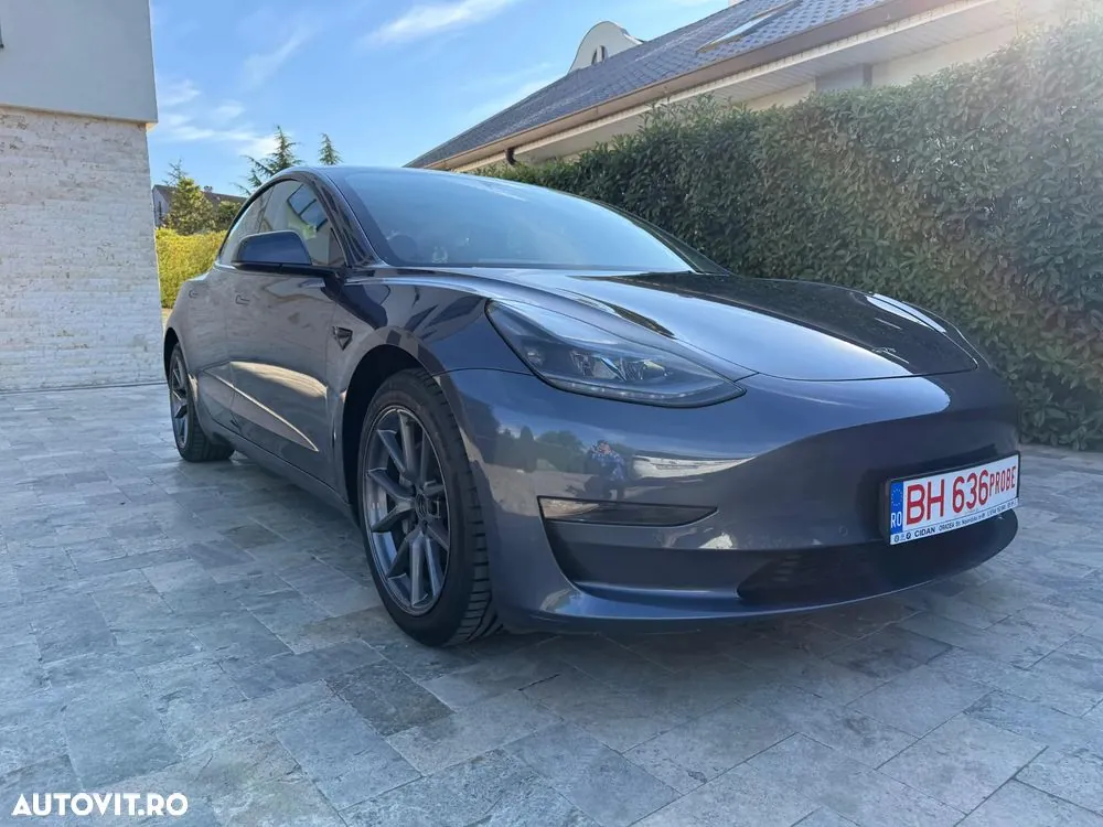Tesla Model 3 2021 photo 4