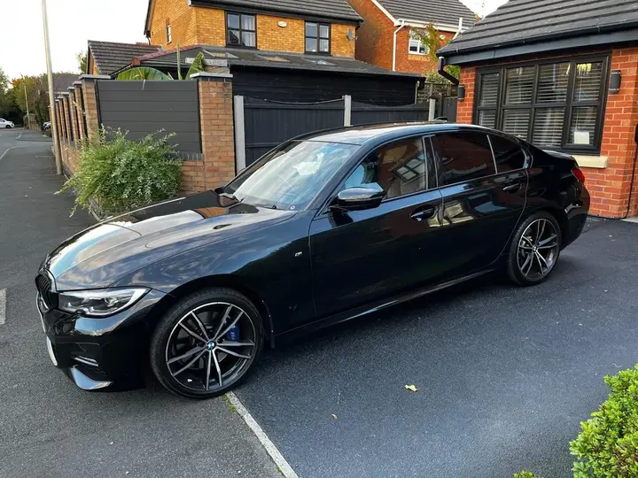 BMW 3 Series 2019 photo 4