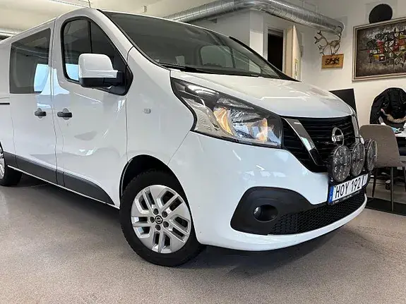 Nissan Nv300 2018 photo 3