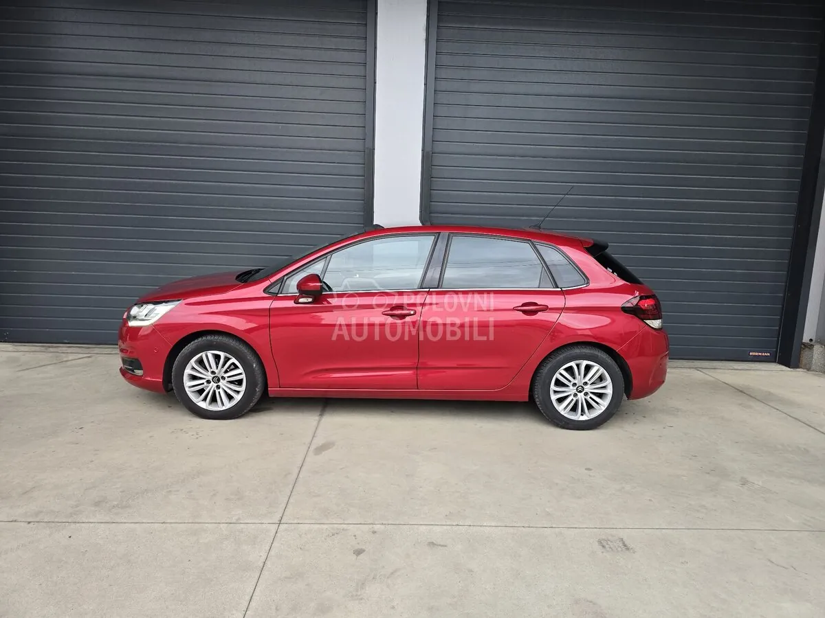 Citroen C4 2016 photo 2