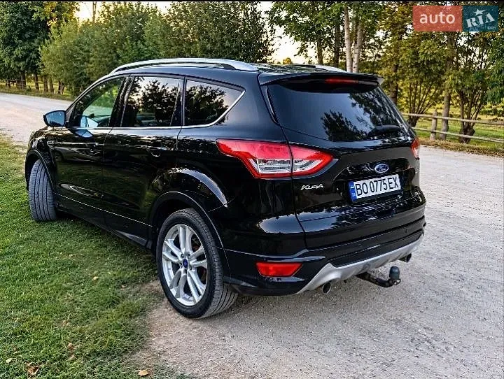 Ford Kuga 2014 photo 2