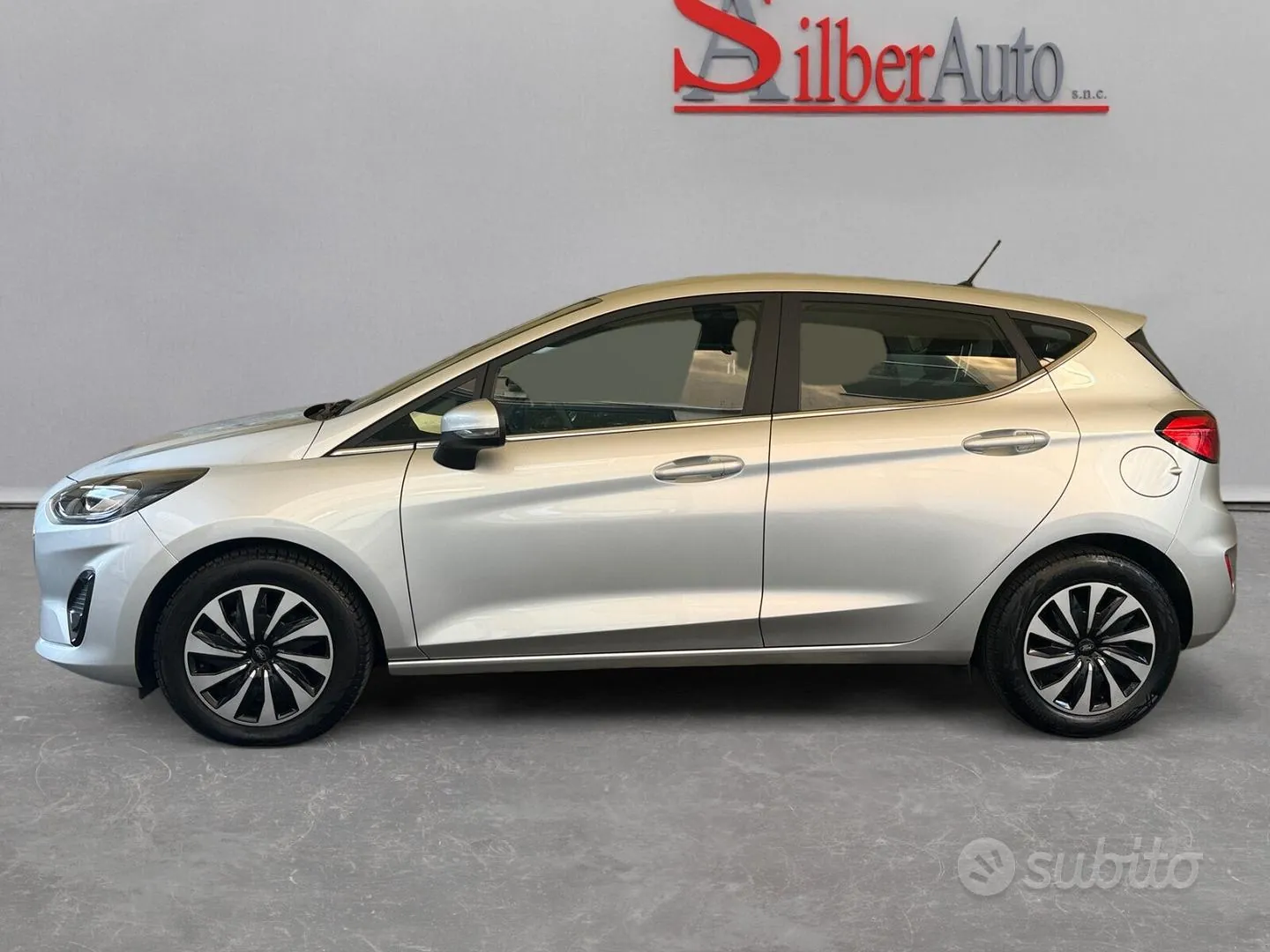 Ford Fiesta 2022 photo 2