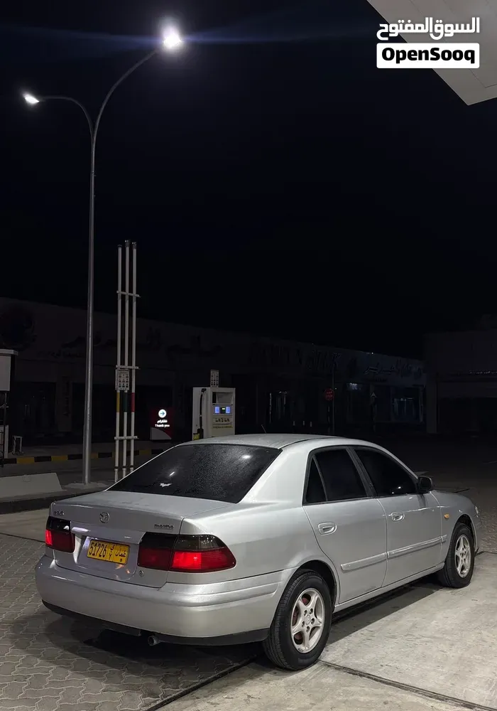 Mazda 323 2000 photo 2