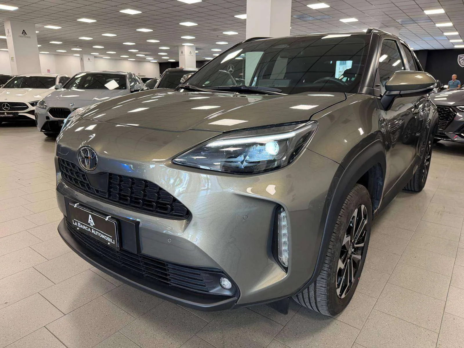 Toyota Yaris Cross 2024 photo 2