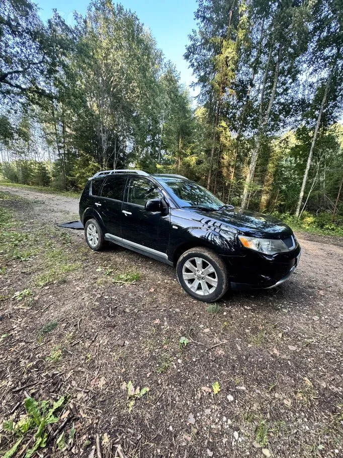 Mitsubishi Outlander 2008 photo 2