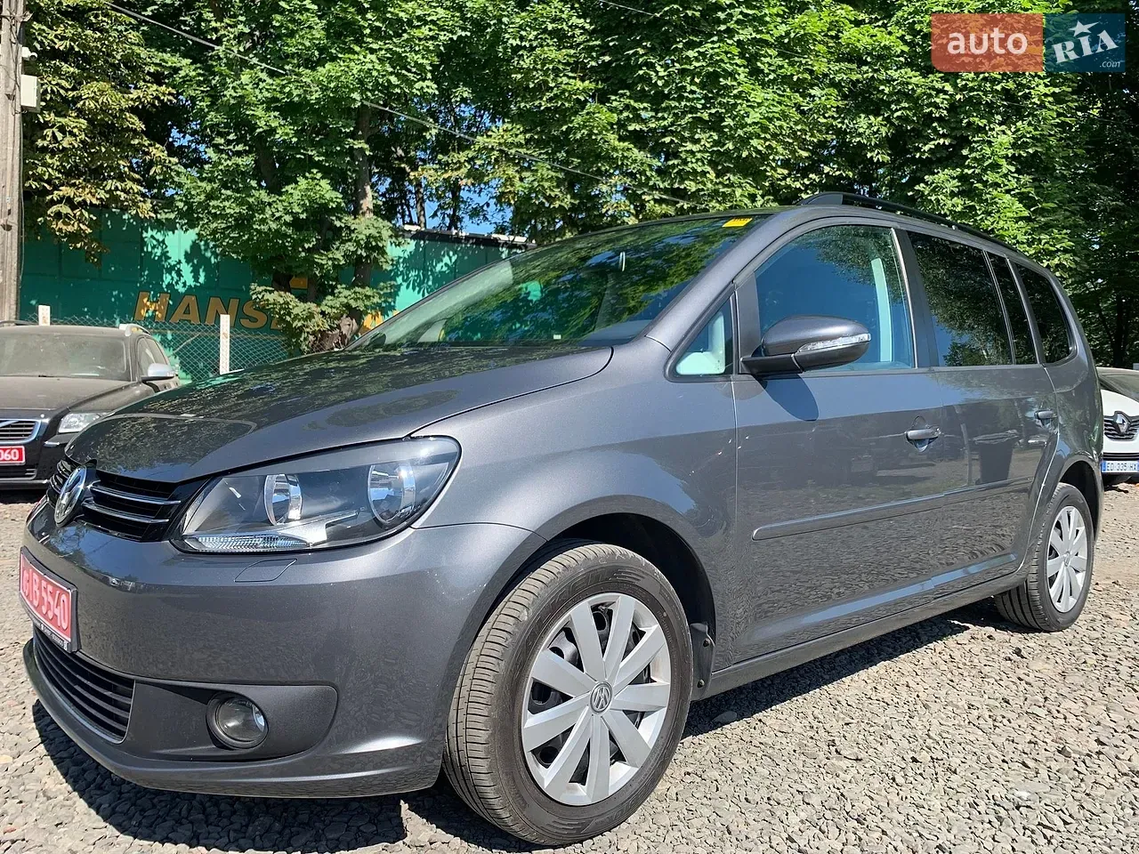 Volkswagen Touran 2011 photo 5