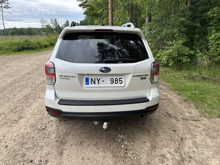 Subaru Forester 2016 photo 2