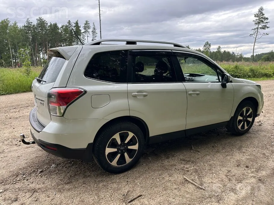 Subaru Forester 2016 photo 3