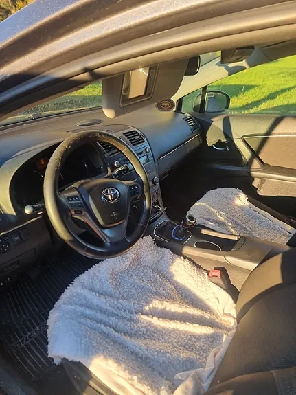 Toyota Avensis 2010 photo 3