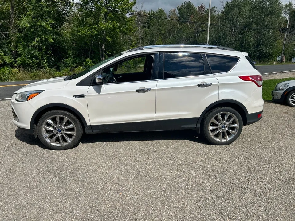 Ford Escape 2016 photo 3