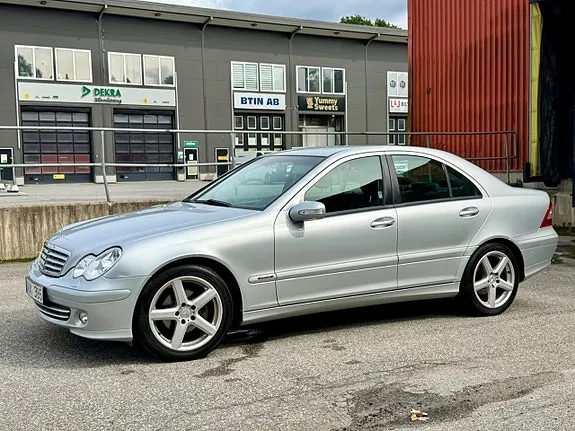 Mercedes-Benz C180 2005 photo 5