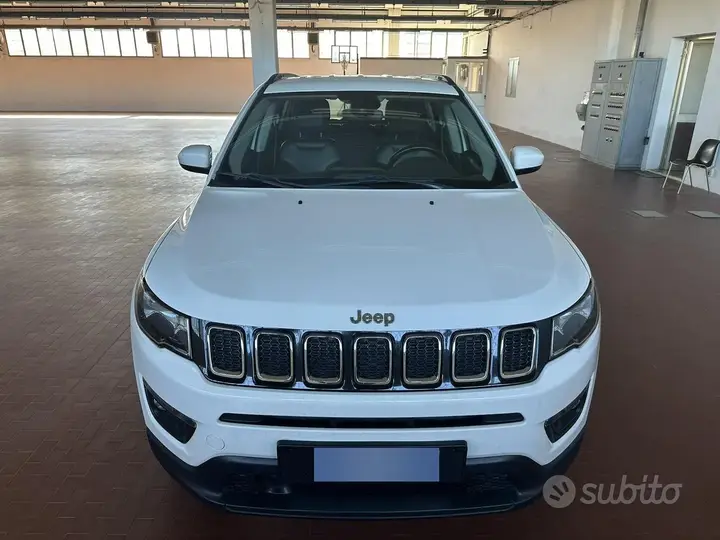 Jeep Compass 2018 photo 2
