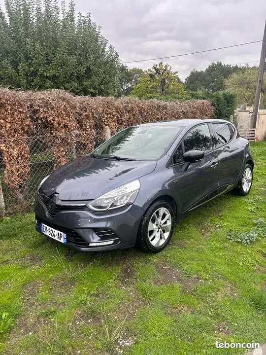 Renault Clio 2017 photo 3