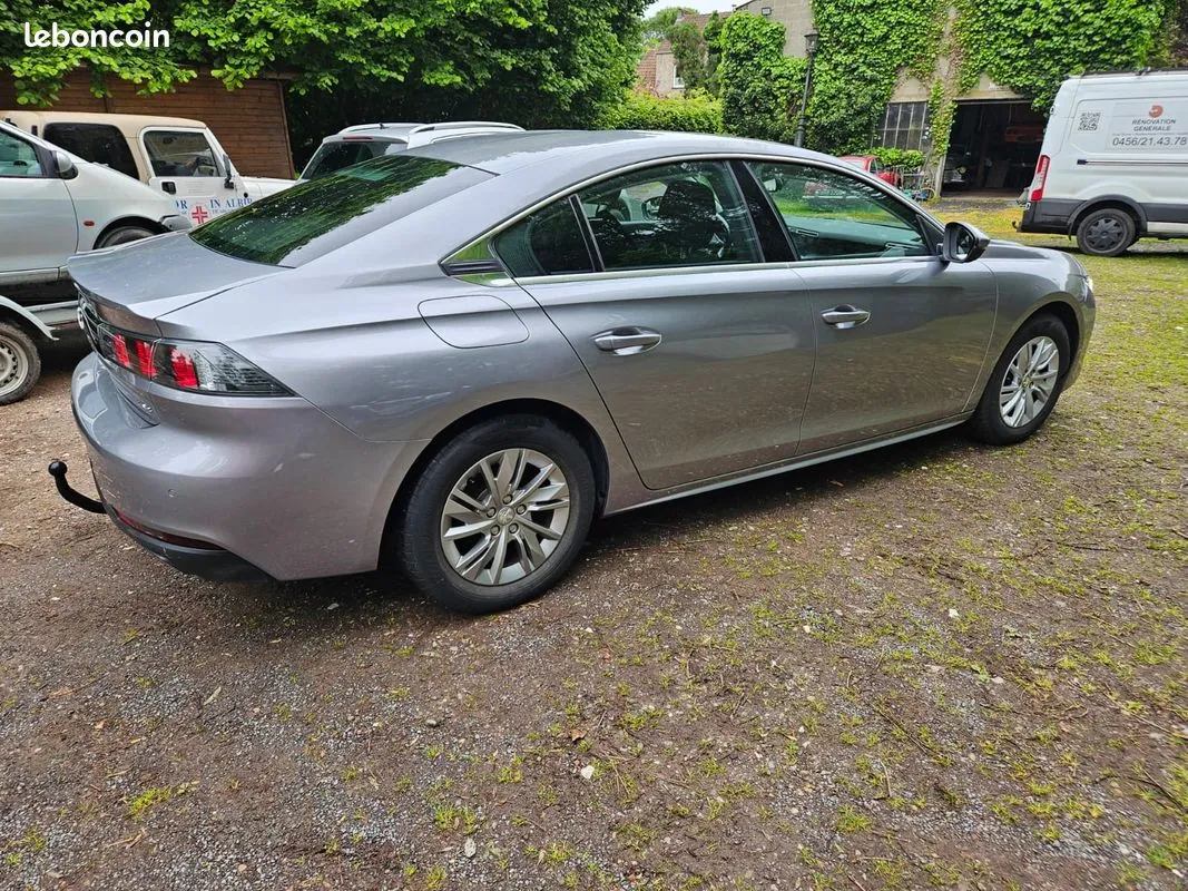 Peugeot 508 2021 photo 2