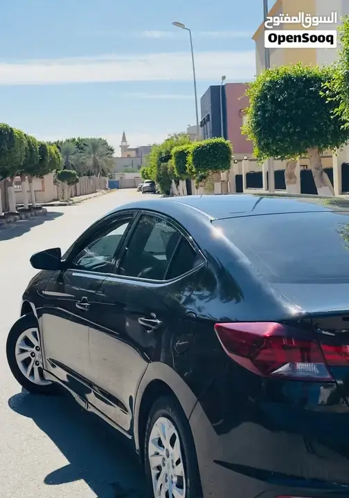 Hyundai Elantra 2020 photo 3