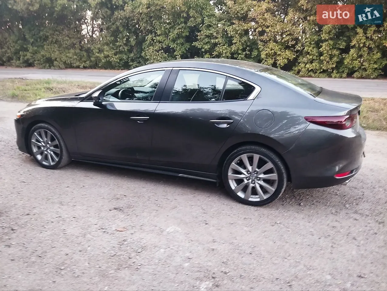 Mazda 3 2020 photo 2
