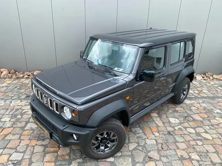 Suzuki Jimny 2026 photo 2