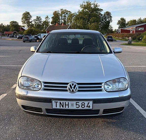 Volkswagen Golf Iv 2003 photo 2