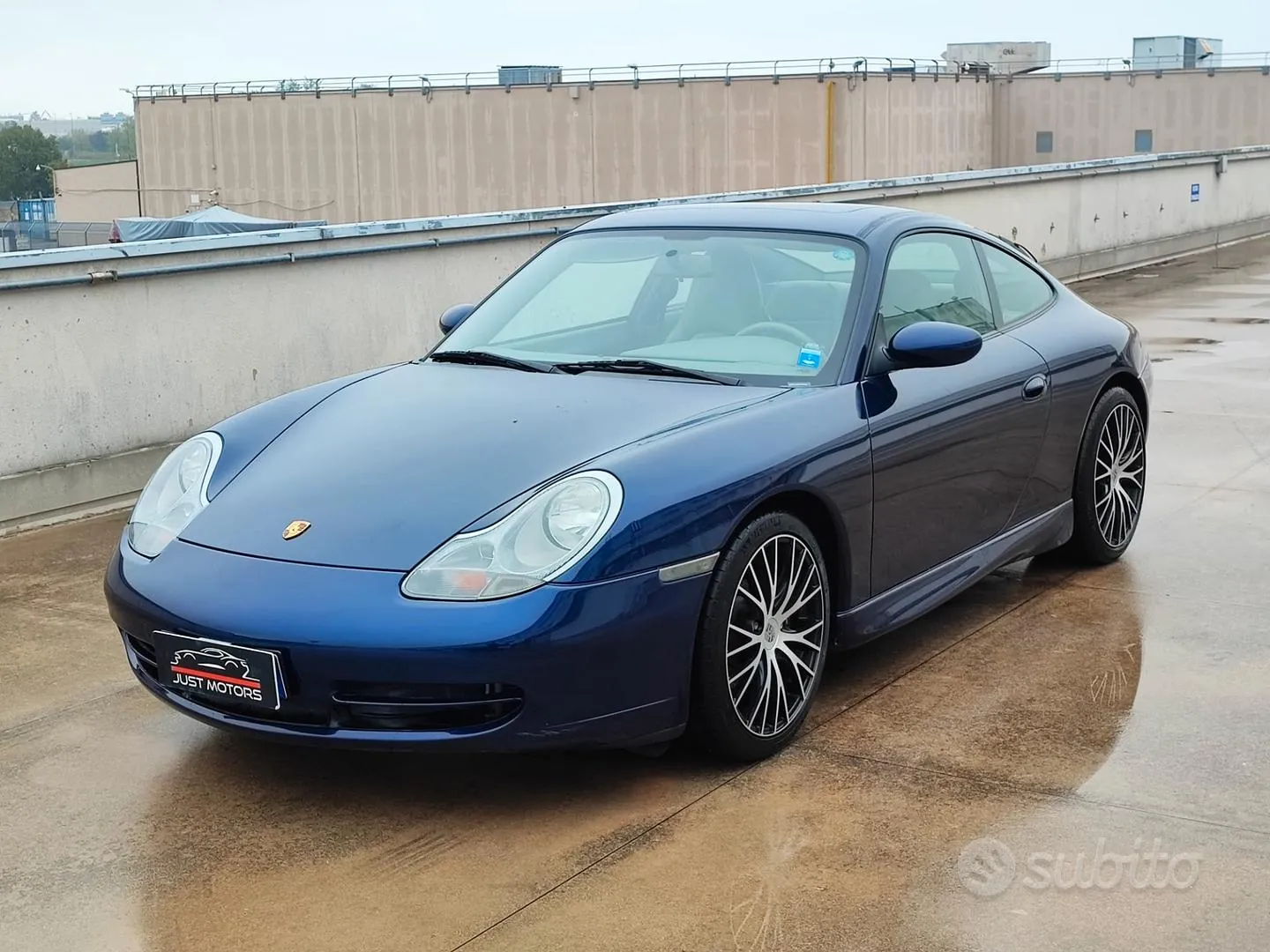 Porsche 911 Carrera