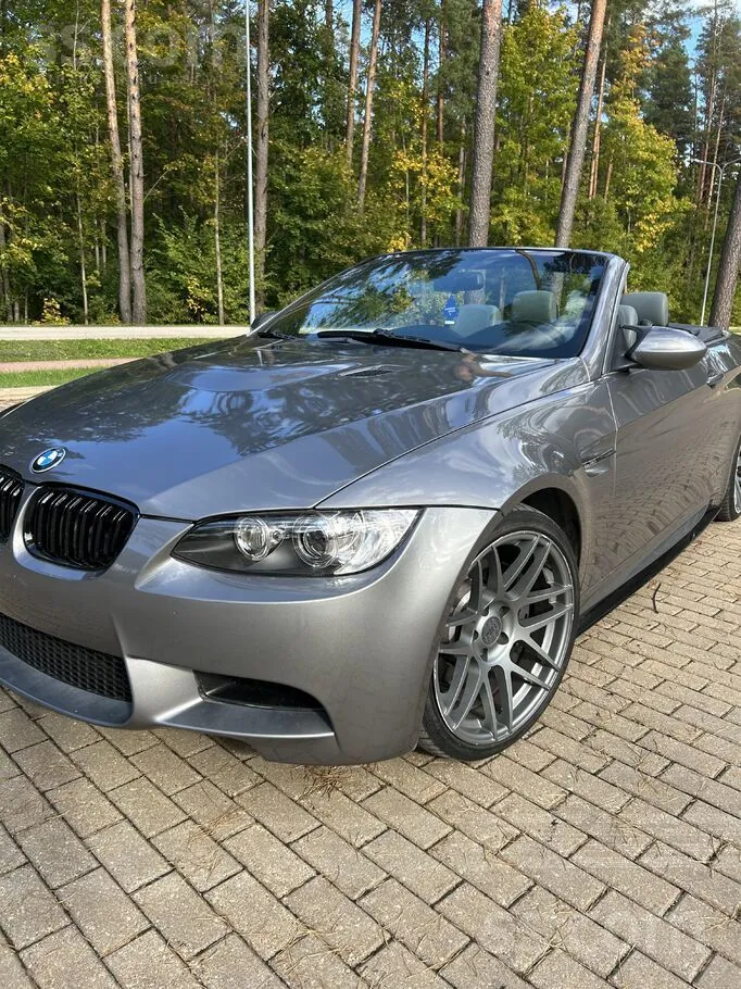BMW M3 2009 photo 2