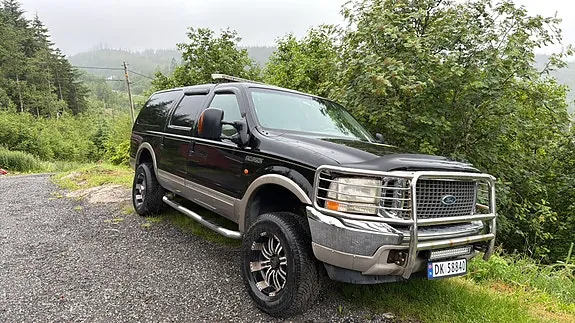 Ford Excursion