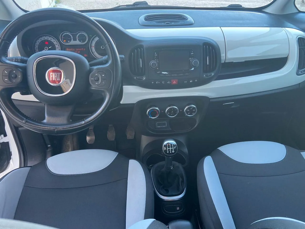 Fiat 500L 2016 photo 4