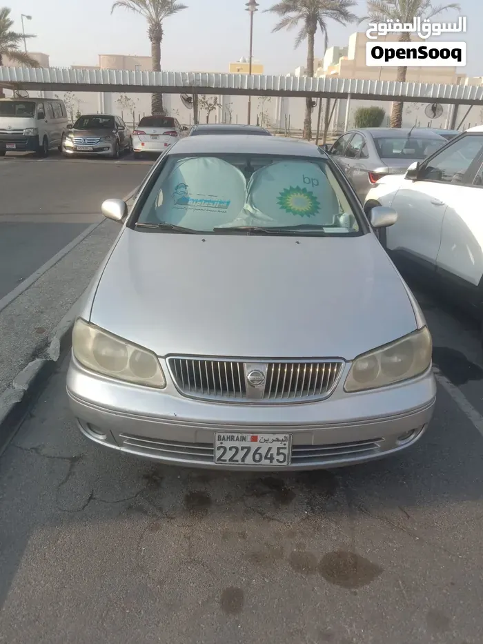 Nissan Sunny 2004 photo 4