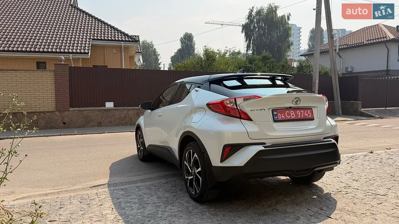 Toyota C-Hr 2019 photo 5